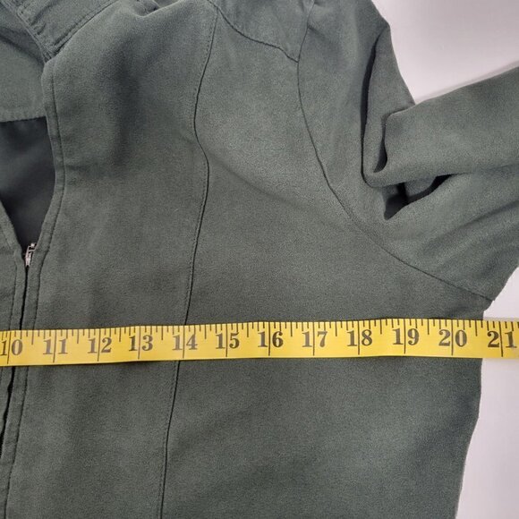 Croft & Barrow Women's Dark Green Faux Suede Feeling Zip Up Over Shirt Size M - Picture 11 of 13
